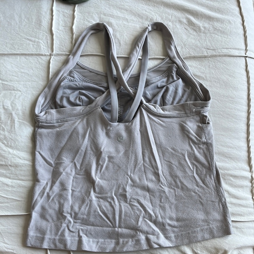 Lululemon sports bra top